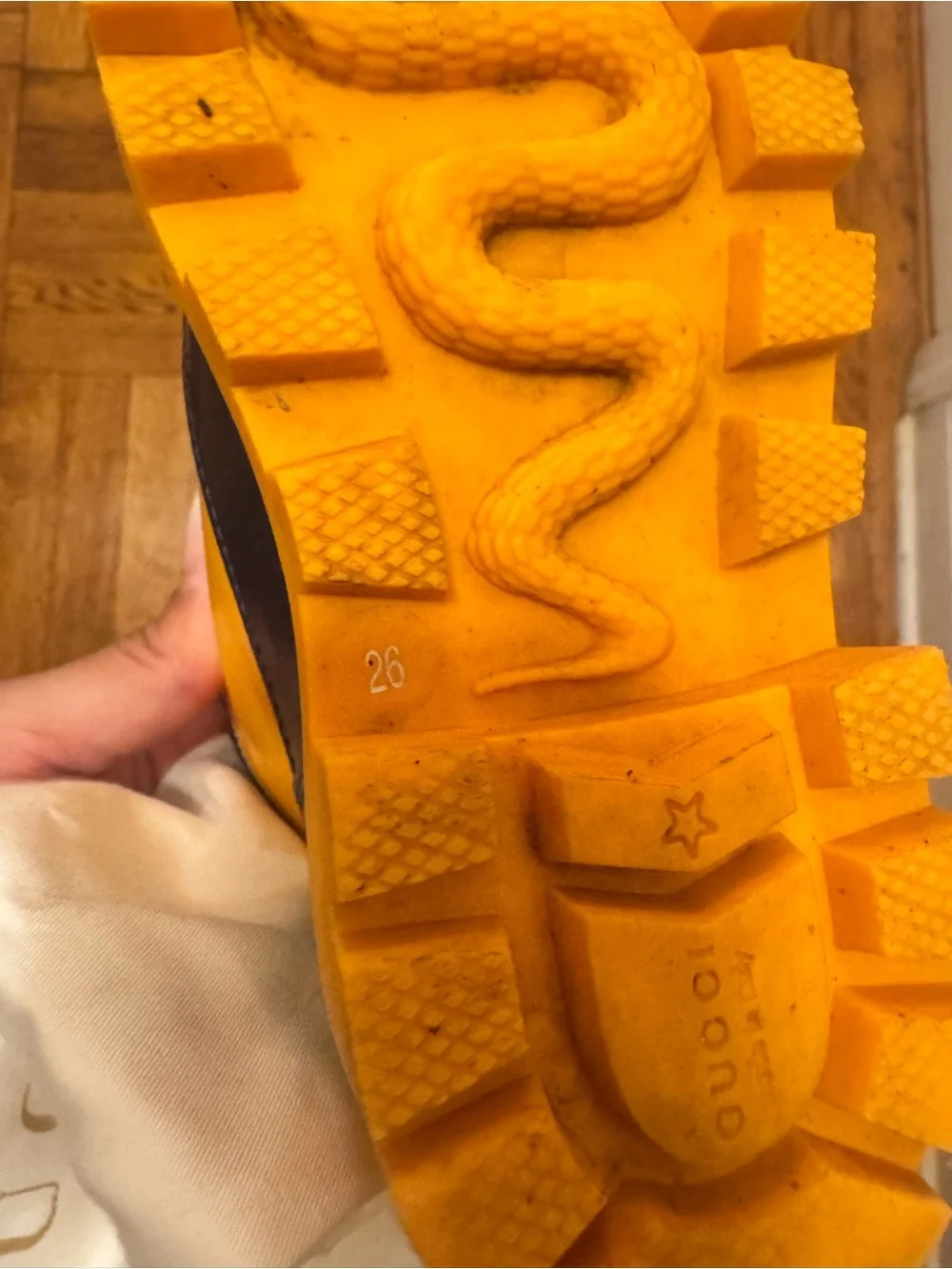 Gucci Kids Yellow Winter Boots with Faux Fur Lining
